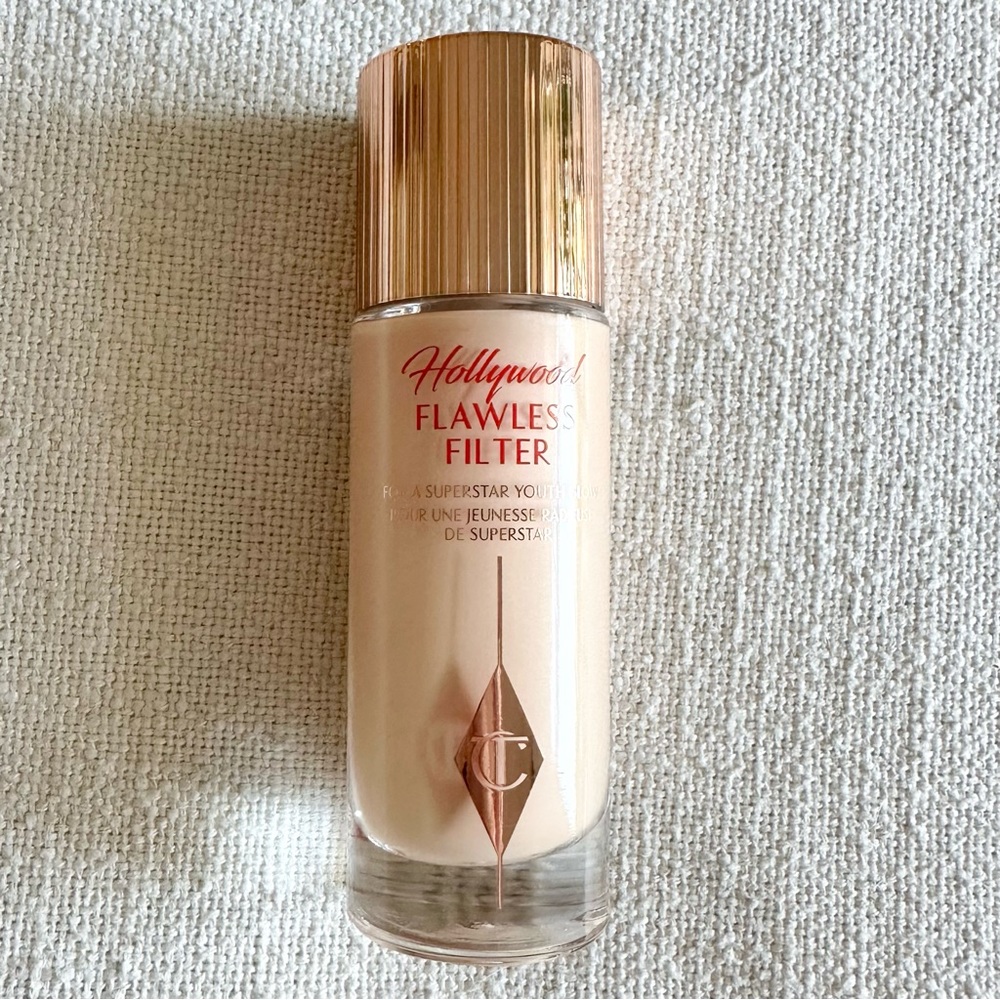 Charlotte Tilbury Hollywood Flawless Filter in #2 Light, Never Used